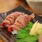 焼肉店「焼家（しょうや）」の肉寿司炙りにぎりは下田の海産物を凌駕する絶品の旨さ